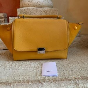 CELINE Drummed Calfskin Suede Medium Trapeze